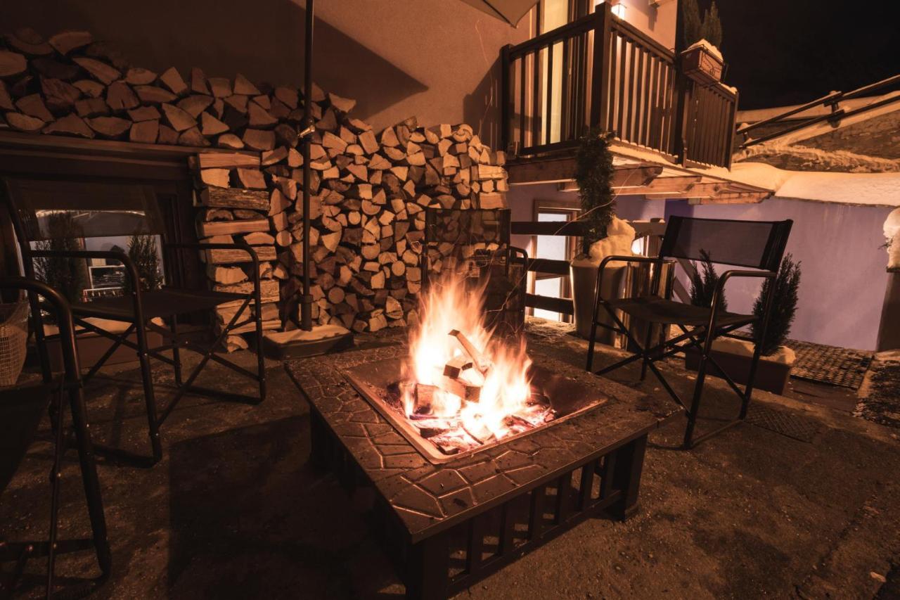 Rifugio Lilla Acomodação com café da manhã La Thuile Exterior foto